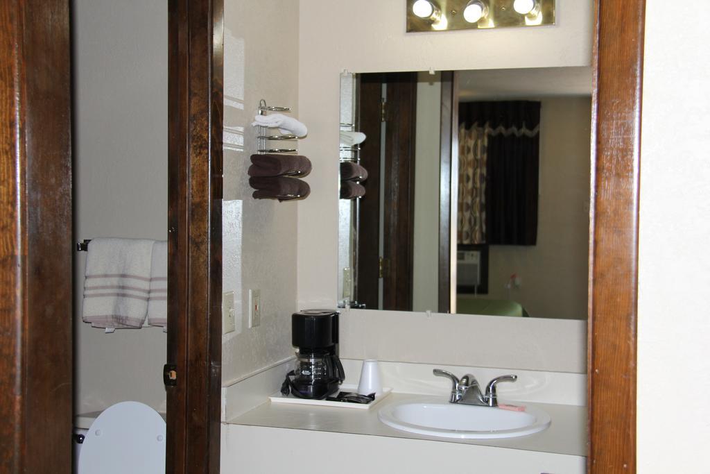 Lodge Usa Motel Guymon Bagian luar foto